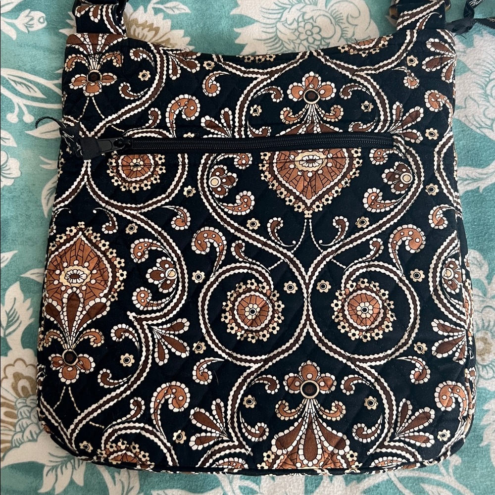 Vera Bradley Cross Body - Shoulder Bag - Picture 4 of 7